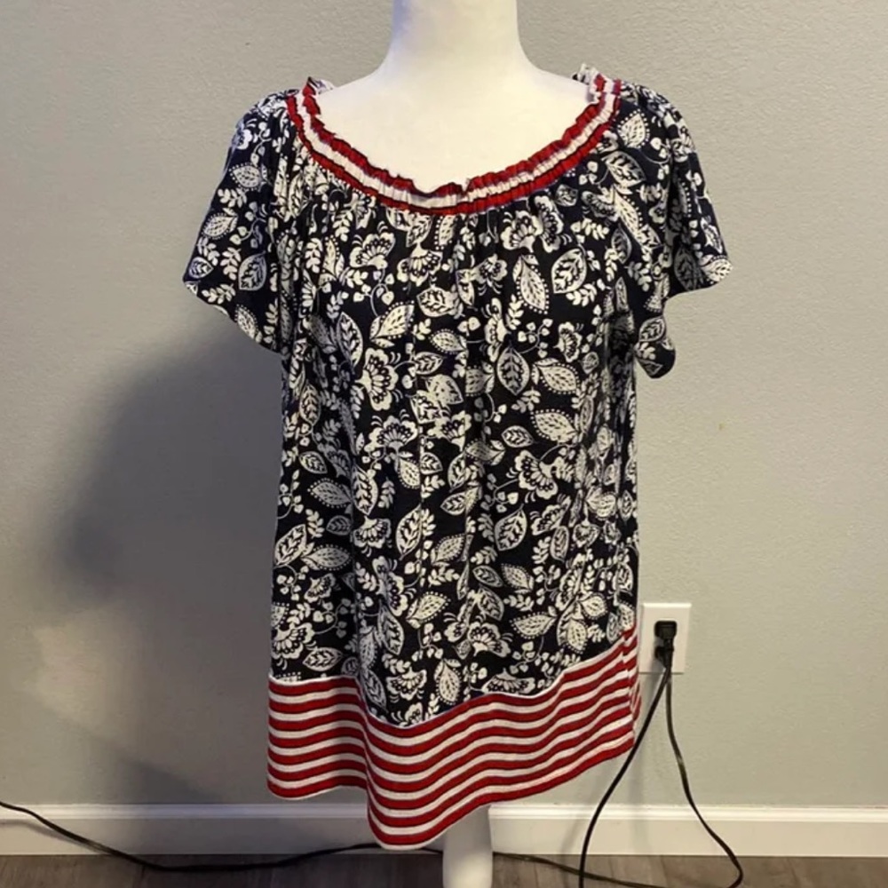 women’s top